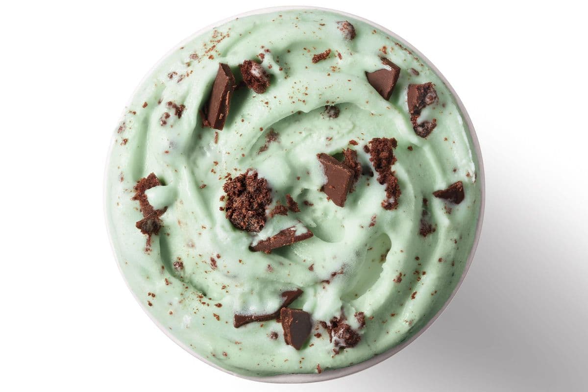 Mint Brownie Blizzard® Treat