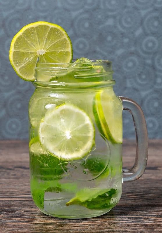 U8. Fresh Lemonade - OO