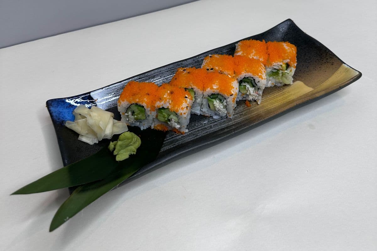 J1. California Roll (8 pcs)