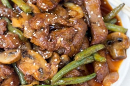 Boeuf sauté avec champignon chinois / Beef Sauteed with Chinese Mushroom 冬菇牛肉