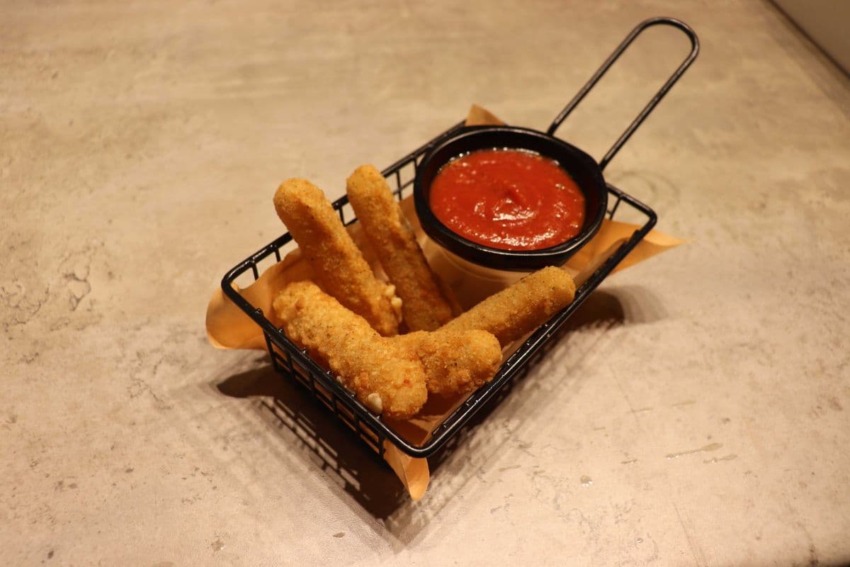 Mozzarella Sticks