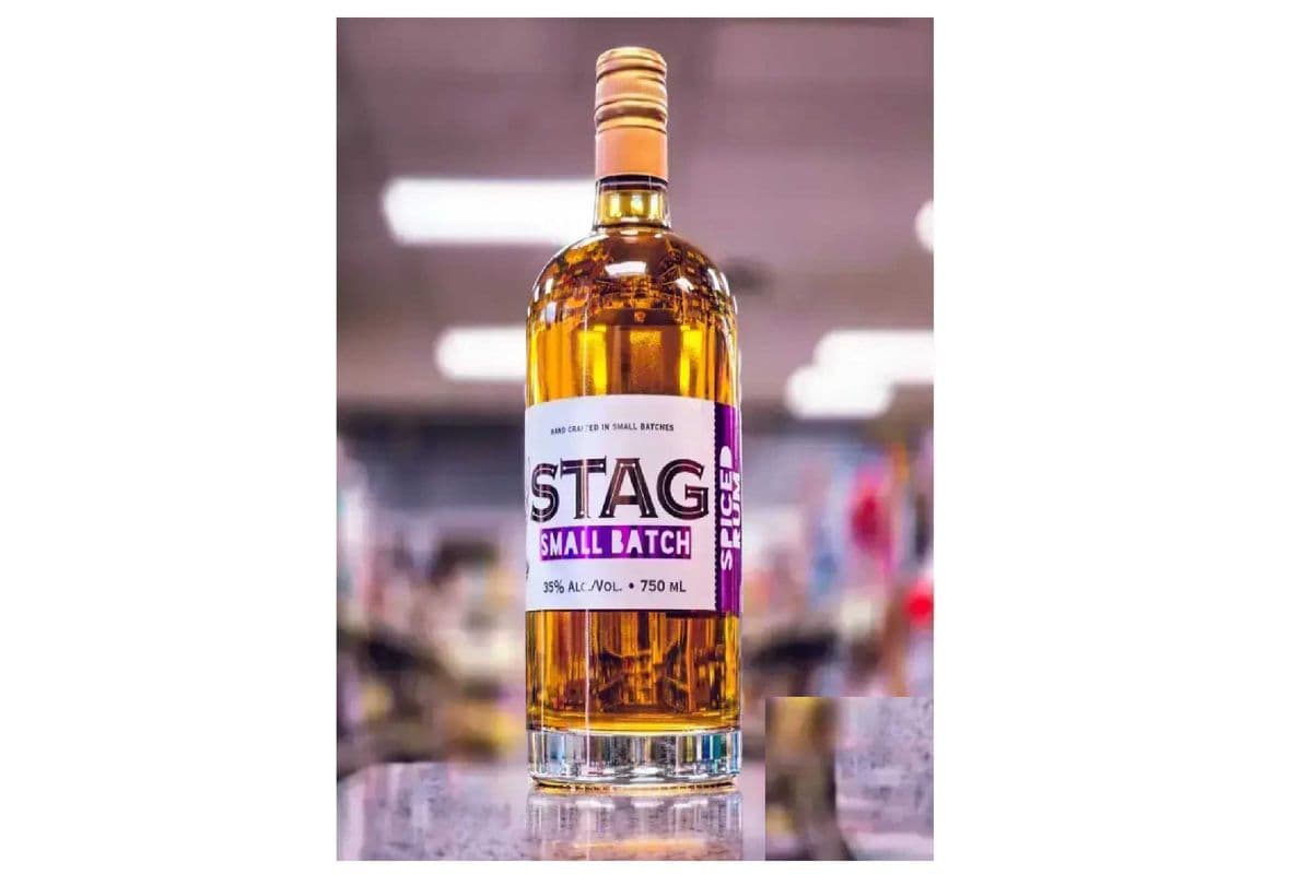 STAG SPICED RUM (1 x 1.75L)