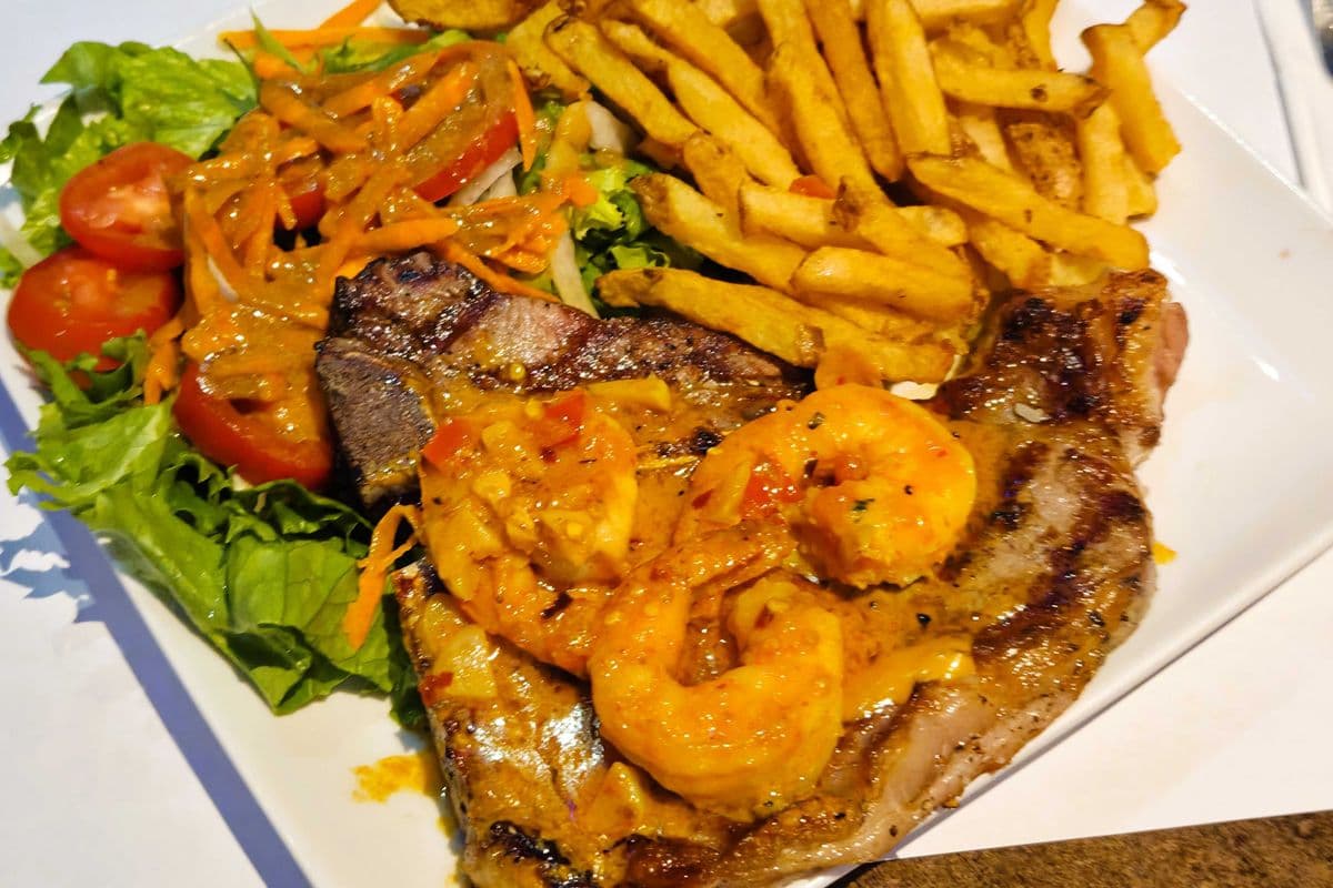 T-Bone Steak avec crevettes
