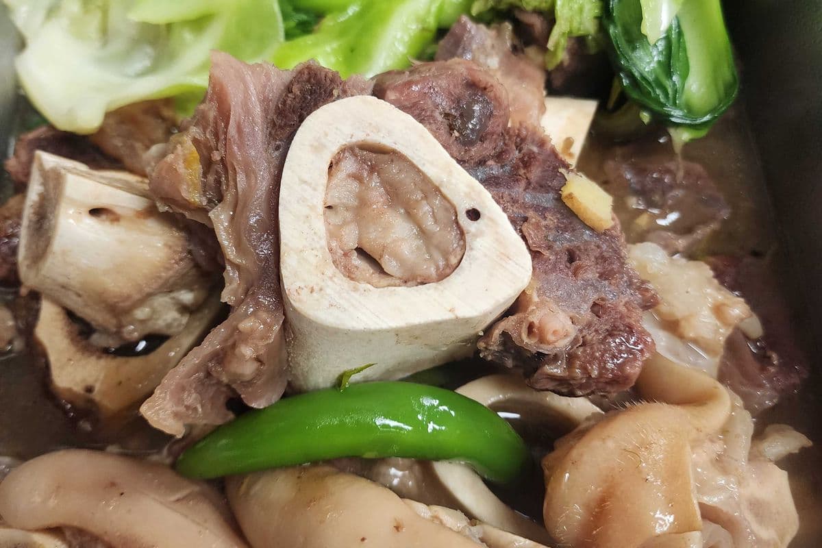 Flor's special BULALO (48 oz )