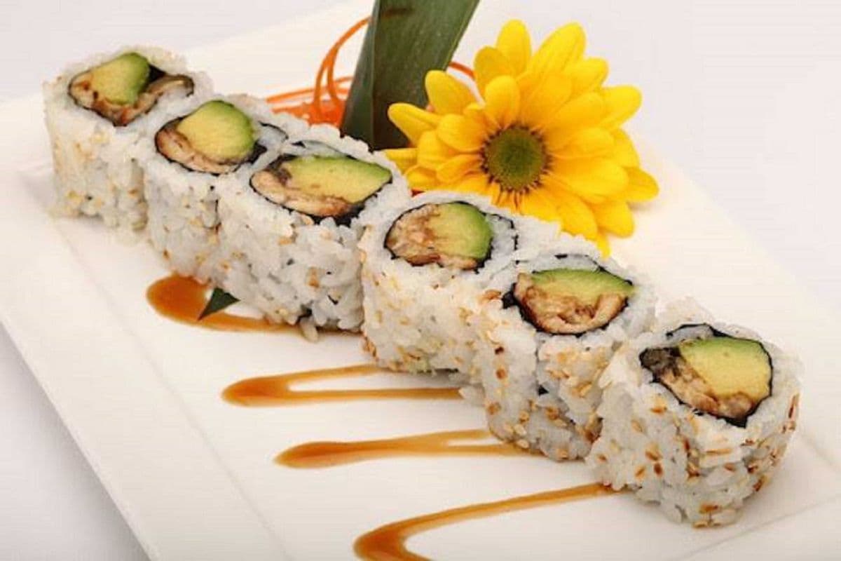 BBQ Eel and Avocado Roll (8 pcs)