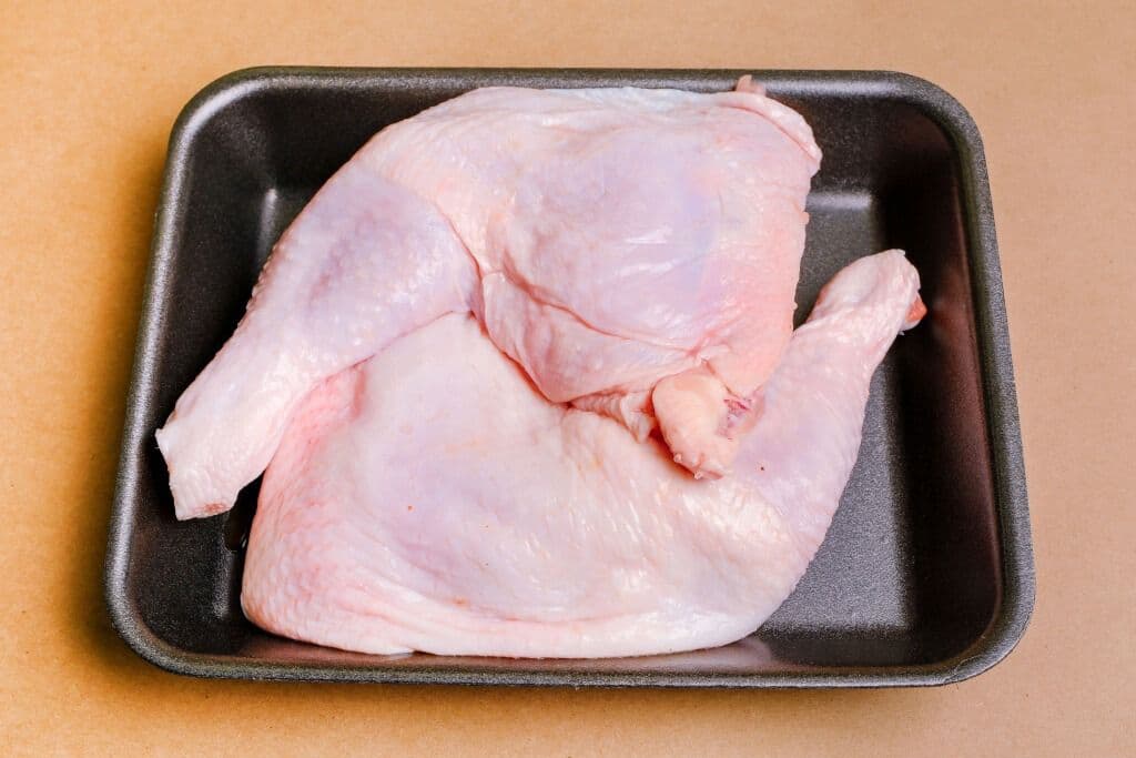 Chicken Leg Back Attached (with Skin) (2.8-3.2 lb - 4 pcs)