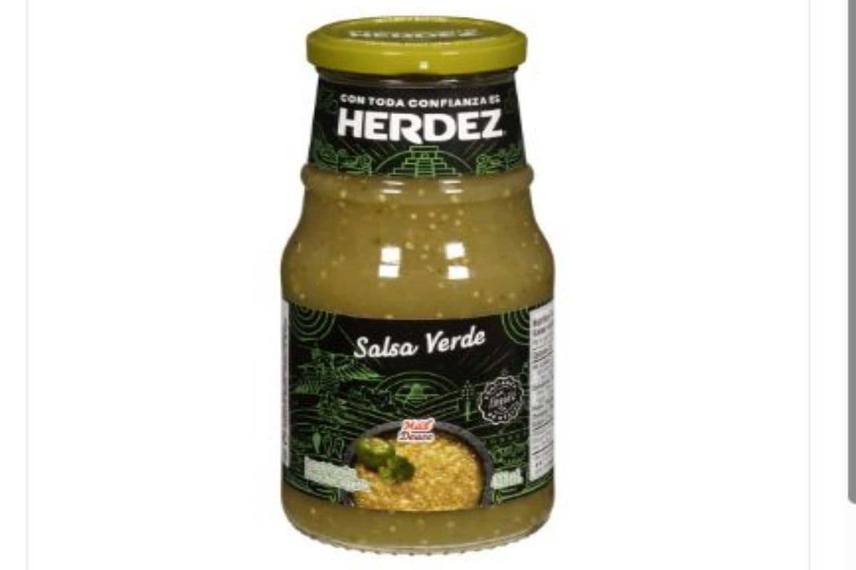 Herdez Hot Homemade Style Green Salsa (431 ml)