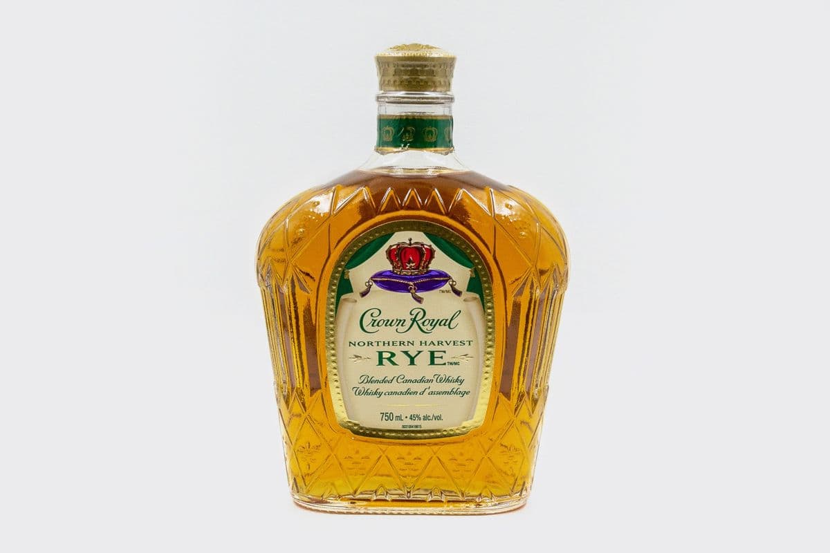 Crown Royal Rye Whisky (1 x 750 ML)