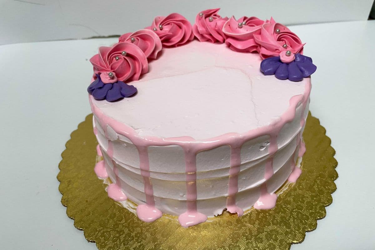 Vanilla Cake (9")