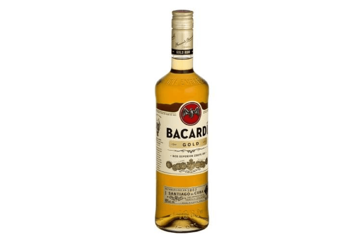 Bacardi Gold (1 x 750 ml)