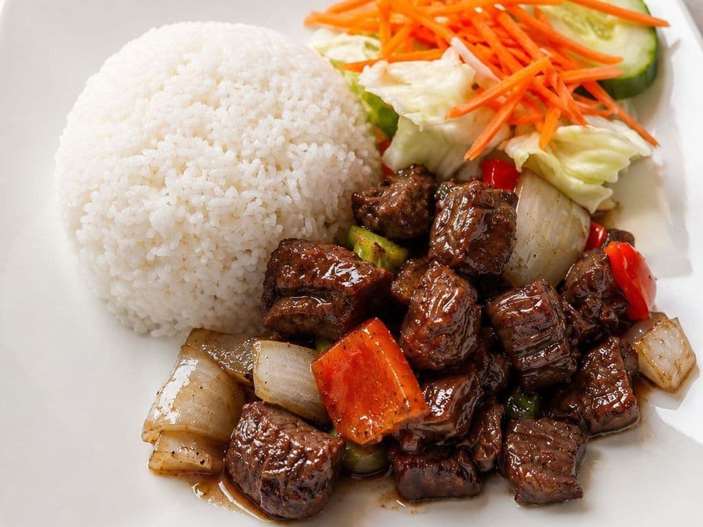 518. Sauteed Beef Cubes on Rice