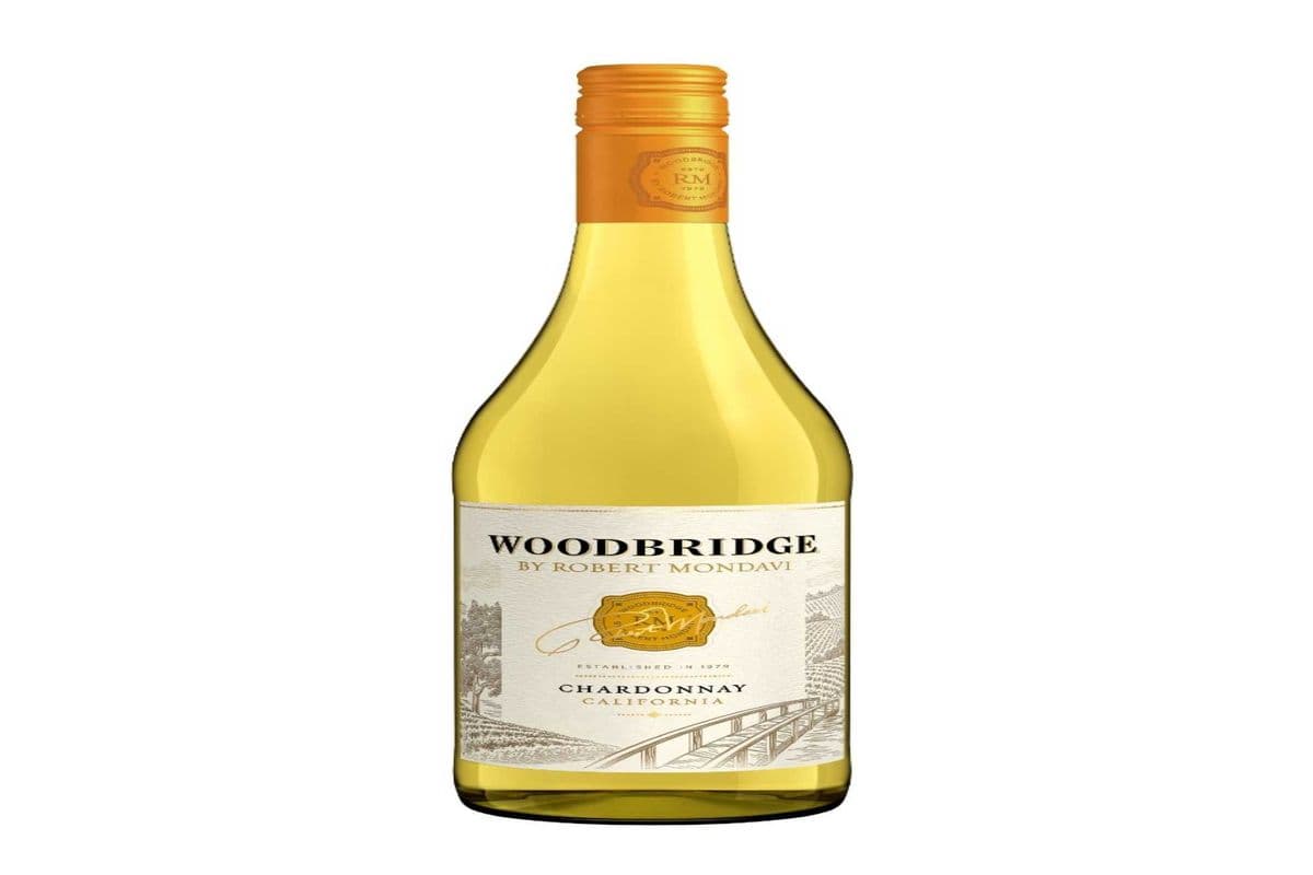 WOODBRIDGE CHARDONNAY (1 x 750ML)