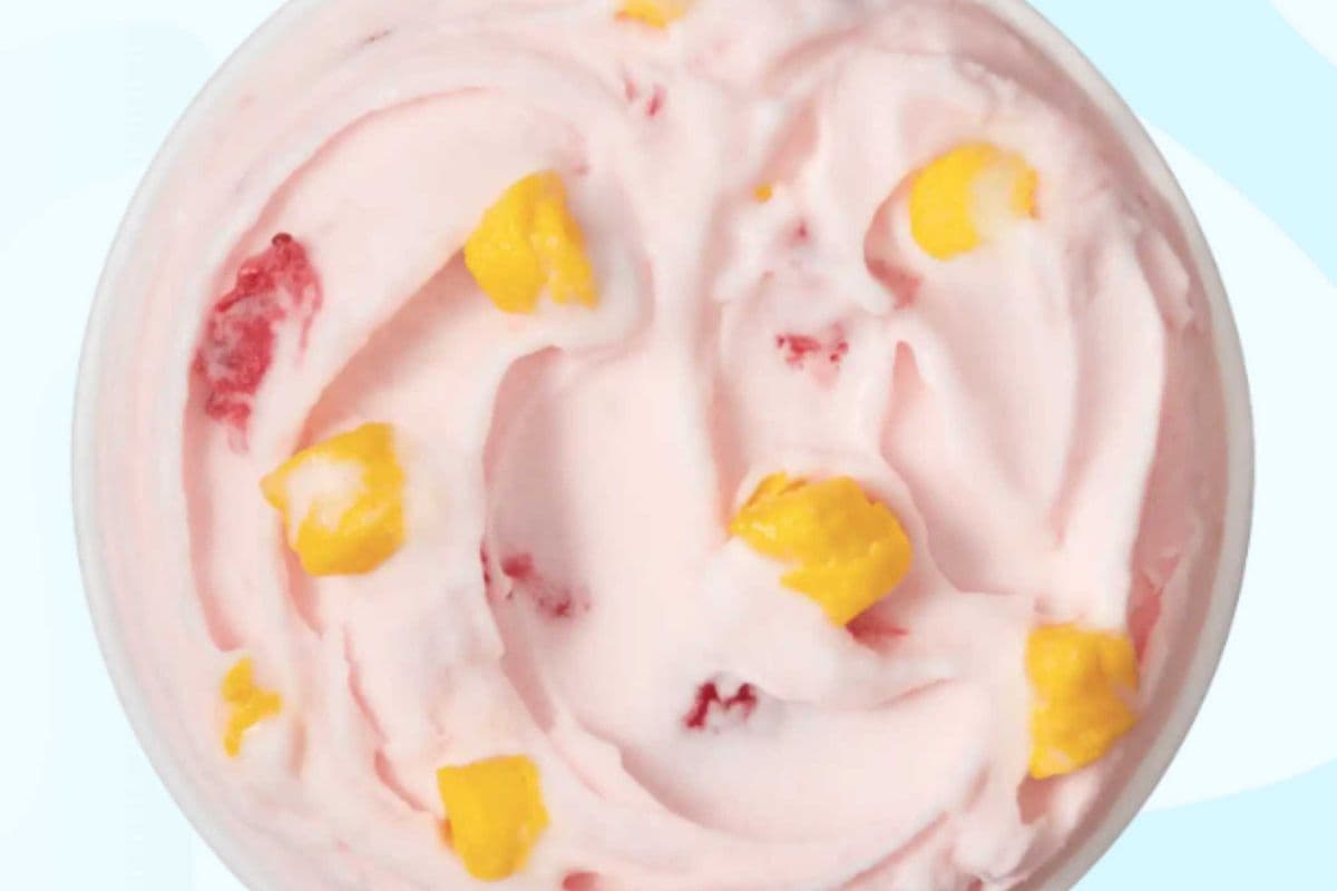 Dessert BlizzardMD Mochi à saveur de fraise et mangue/Strawberry-Mango flavoured Mochi Blizzard