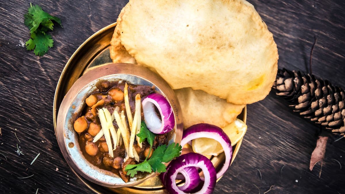 Chole Poori (buy 1 get 1 free)