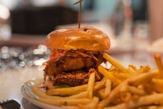 Le riel burger (Burger Croustillants / Crispy Burger)