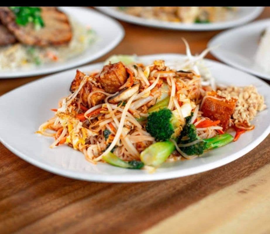 T4. Pad Thai