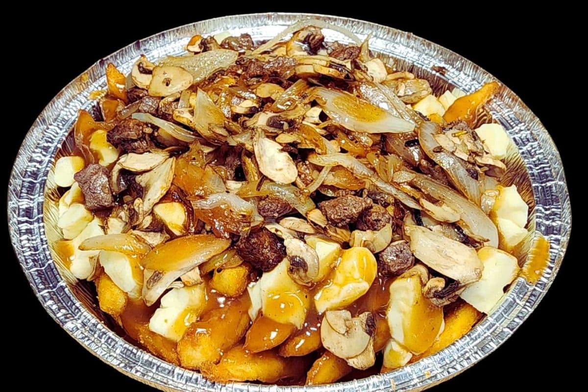 Philly Cheesesteak Poutine