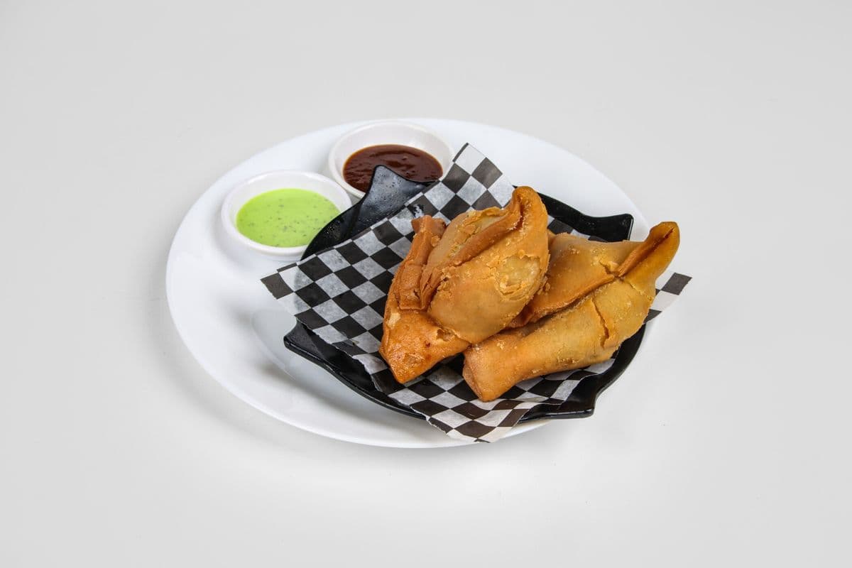 Veggie Samosa (2 Pcs)