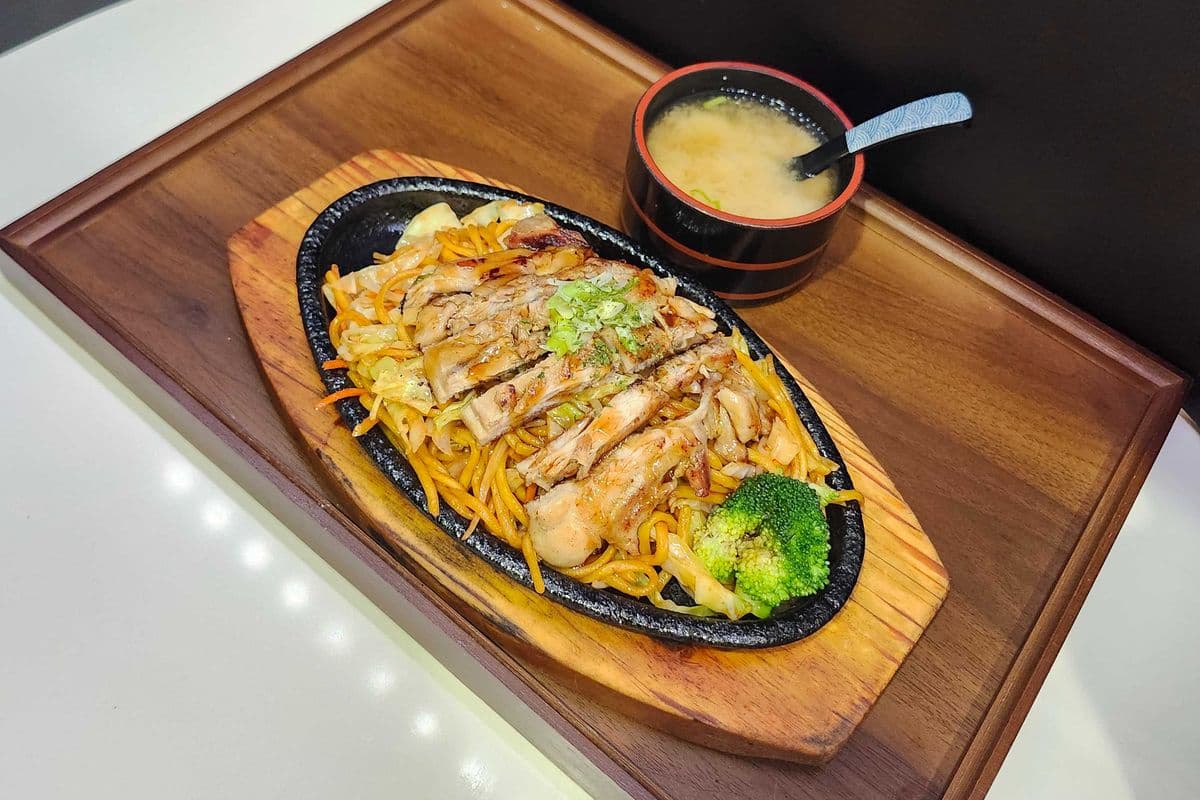 Chicken Yakisoba
