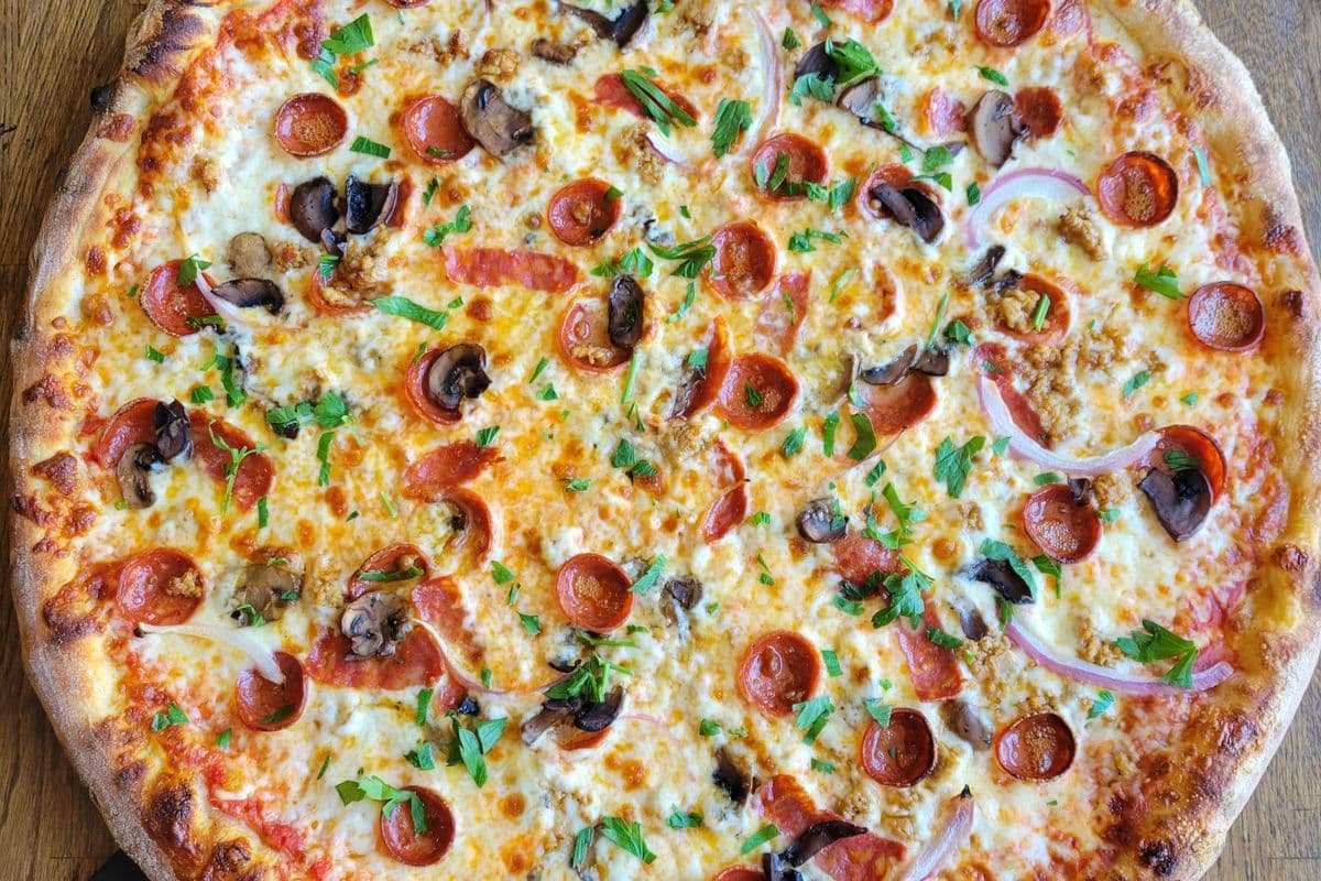 12" Carne Pizza
