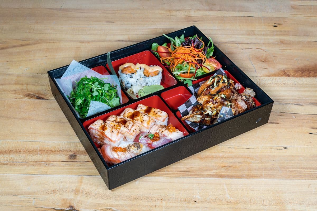 Assorted Aburi Sushi