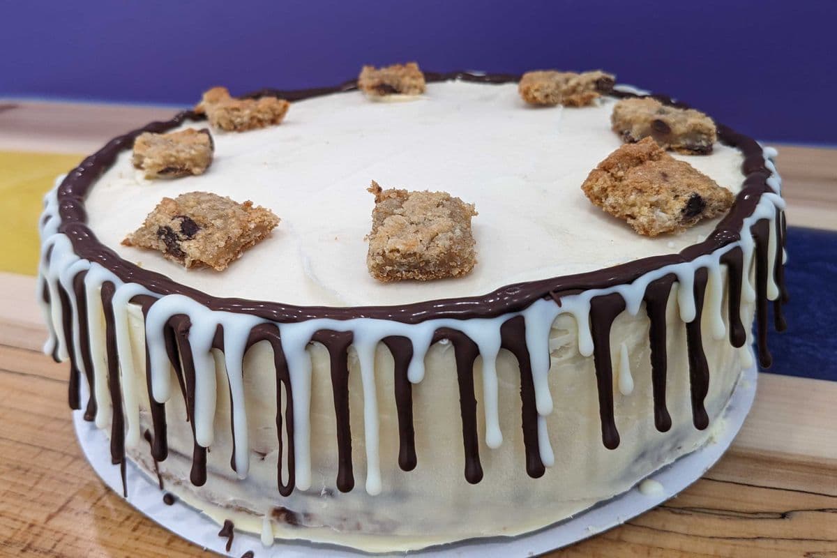 Double Vanilla Ice Cream Cake