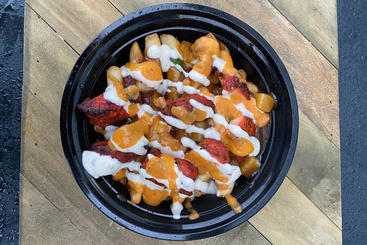 Large Tandoori Poutine