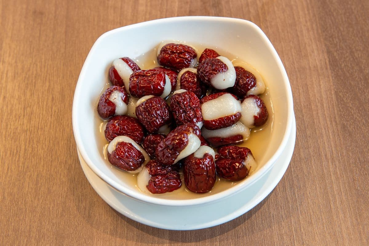 Red Dates in Glutinous Rice with Brown Sugar Sauce 心太軟
