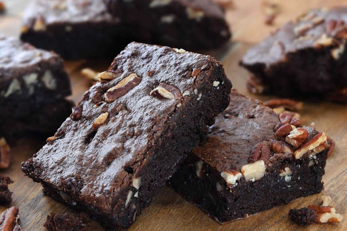 Chocolate Pecan Brownie (8 pcs)