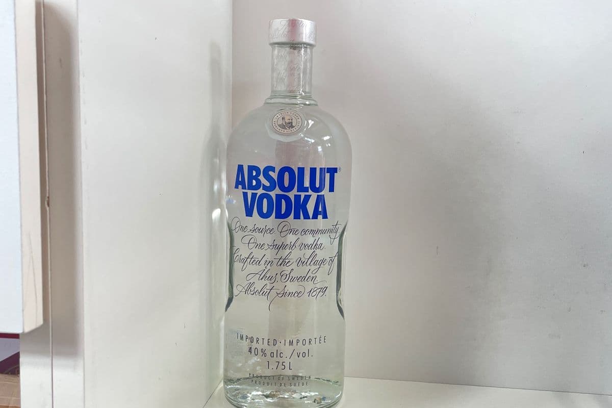 Absolut 1.75L (1 x 1.75 L)