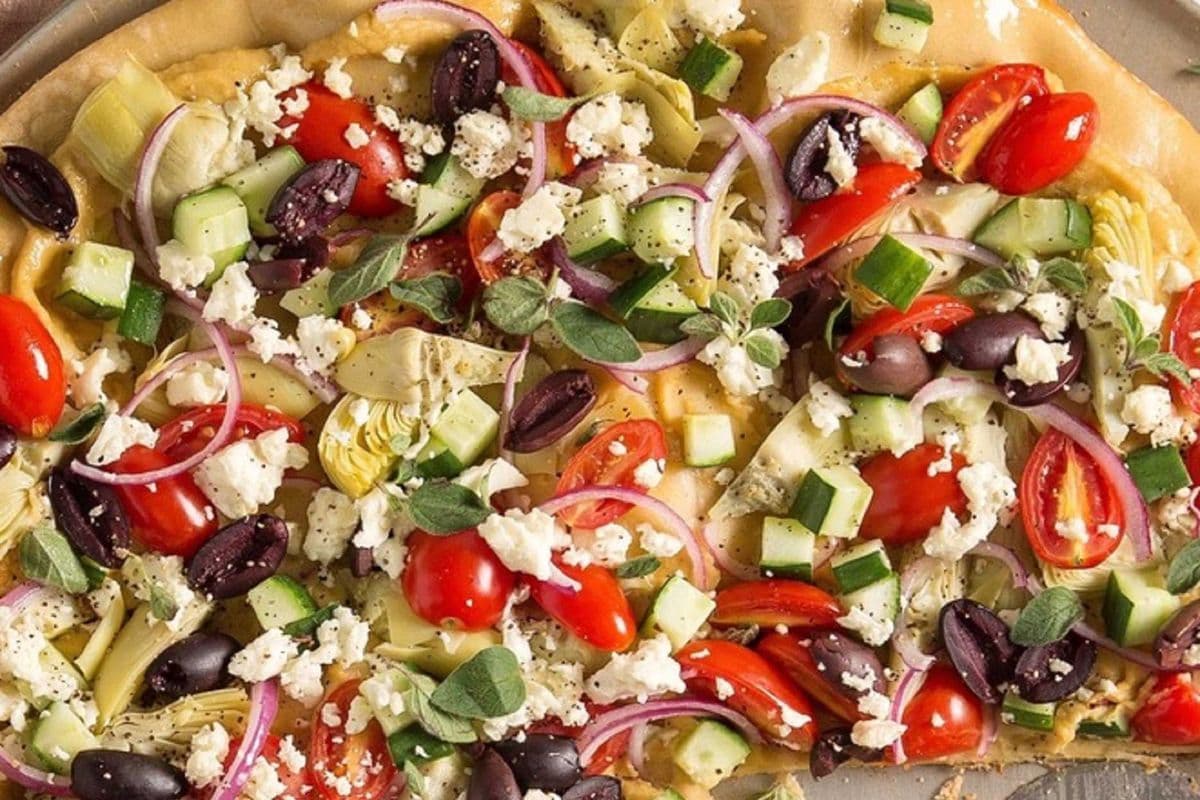 Extra Large 16" Mediterranean Pizza