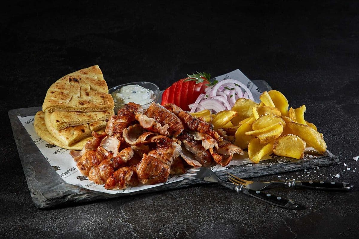 Assiette de gyros au poulet / Chicken Gyro Plate