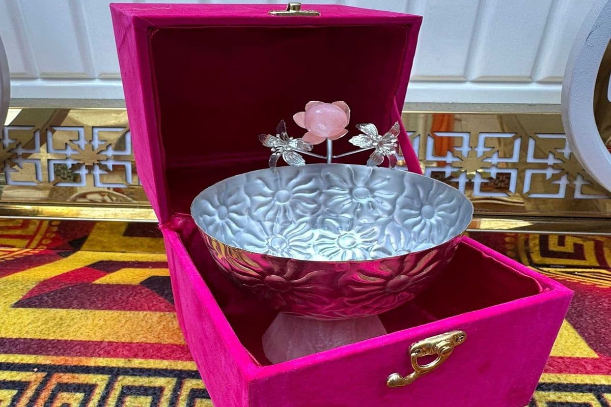 Pink Box with Diva Holder