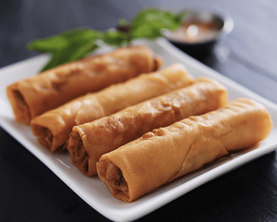 Crispy Chicken Spring Rolls