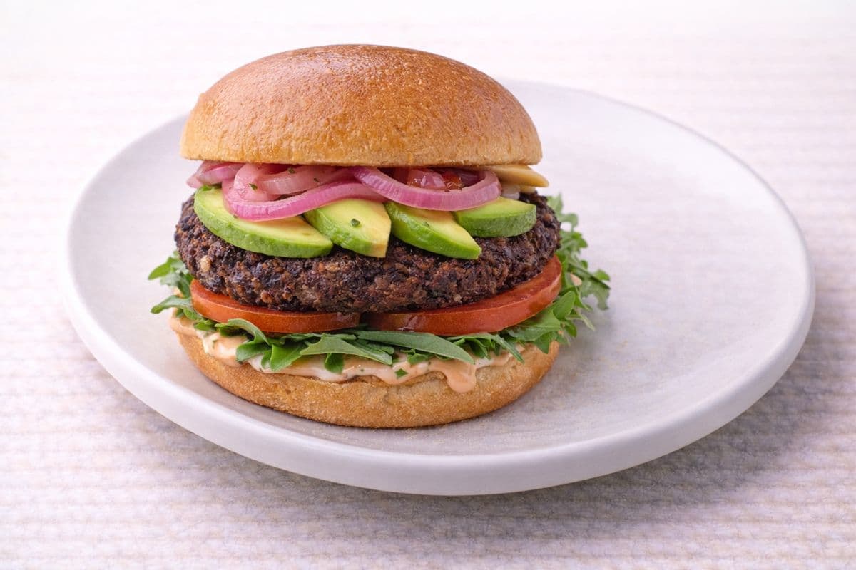 Day & night Black Bean Baja Burger