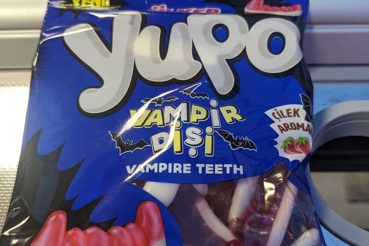 Ulker Yupo Jelly Vampire 80g