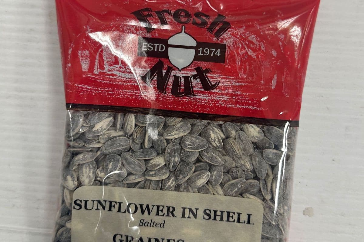 Fresh & Nut Sunflower In Shell ( Salted) (150 g)