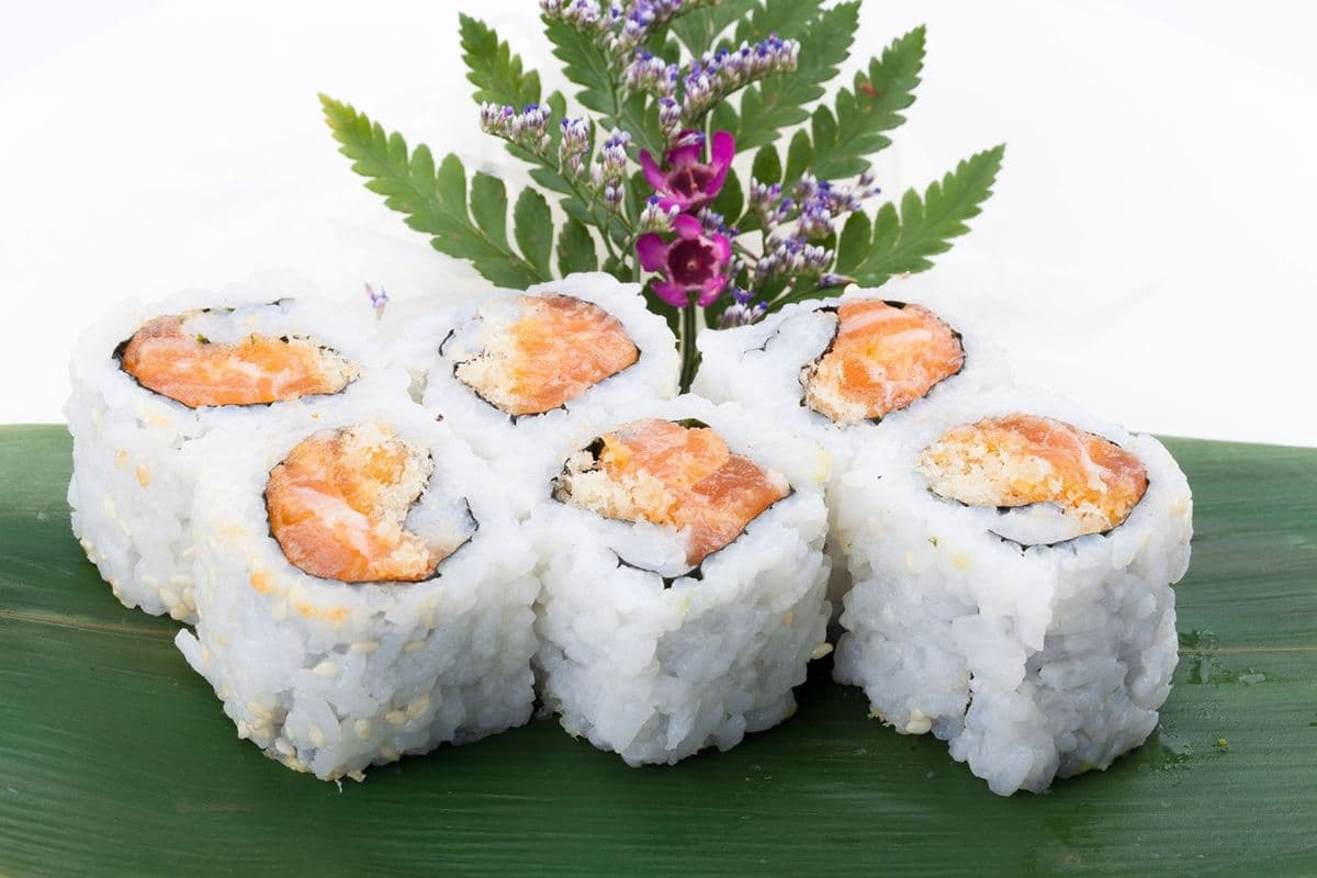 M5 Spicy Salmon (6 pcs)