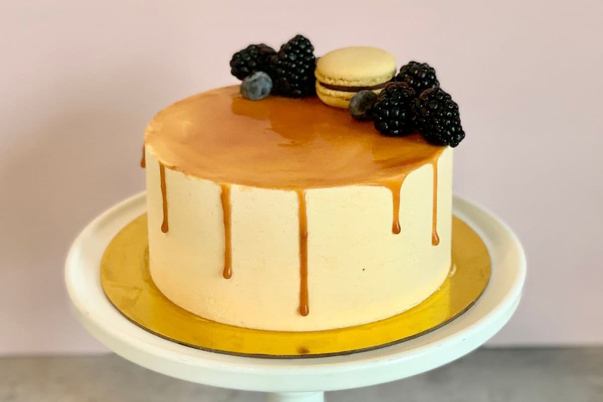 Vanilla Salted Caramel Cake