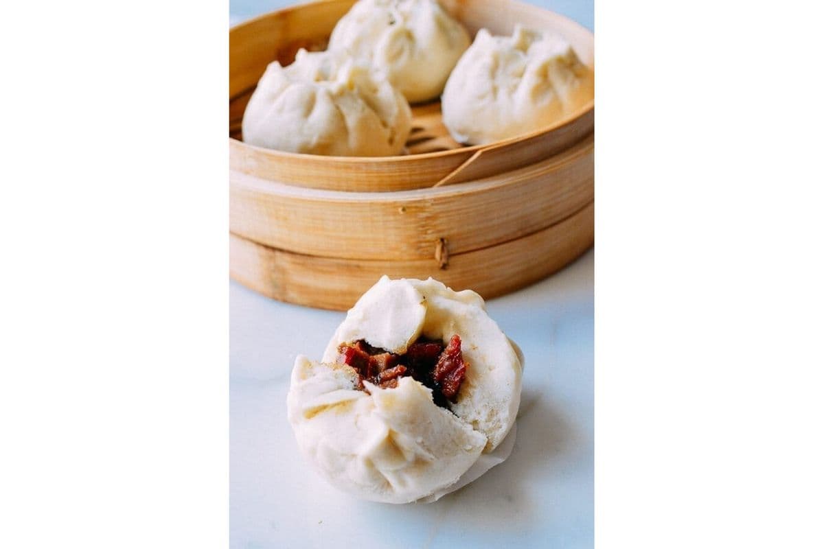 BBQ Pork Bun (2 pcs) 蜜汁叉烧包