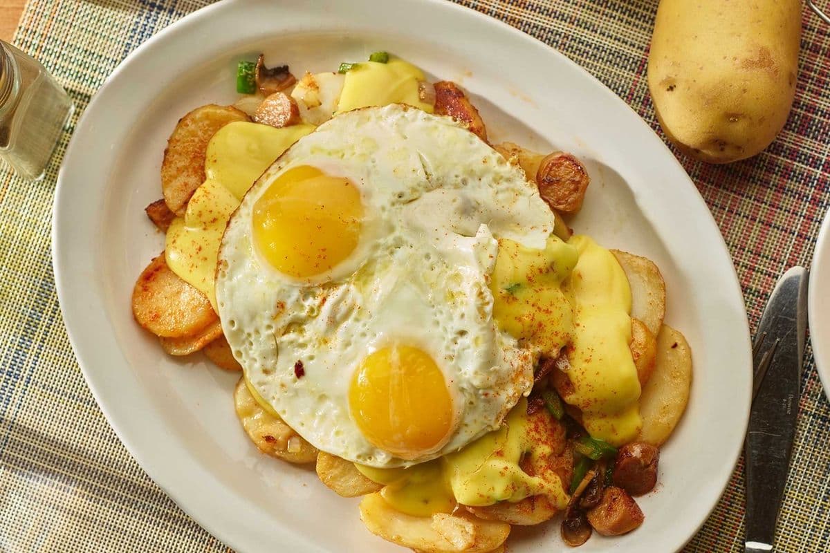 Breakfast Poutine