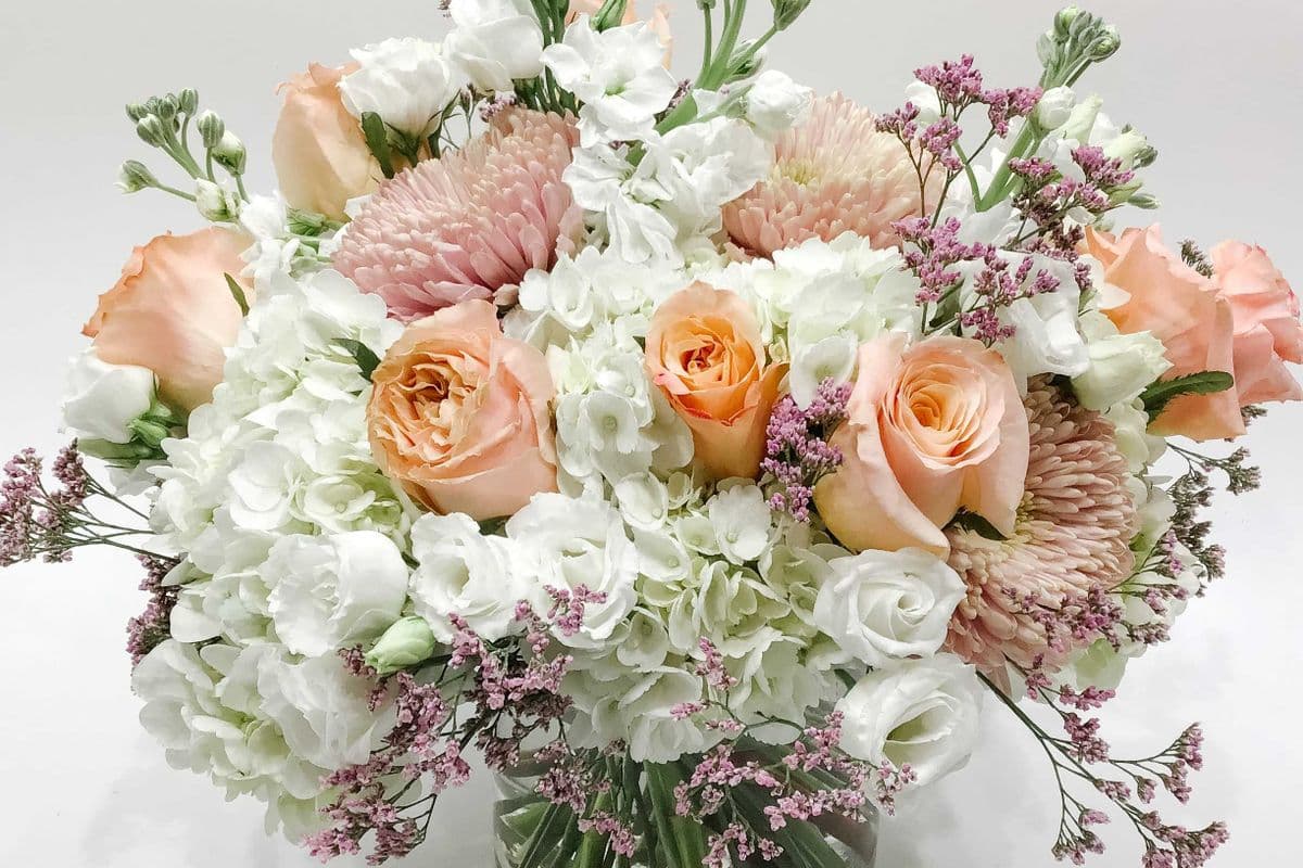 $140 Designer's Choice Vase Arrangement