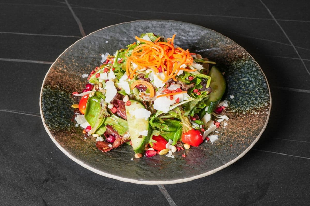 Blk House Salad