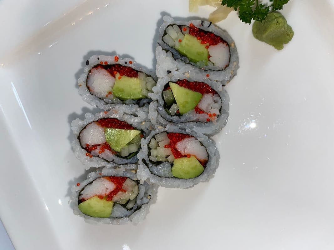 M04. California Roll (6 pcs)
