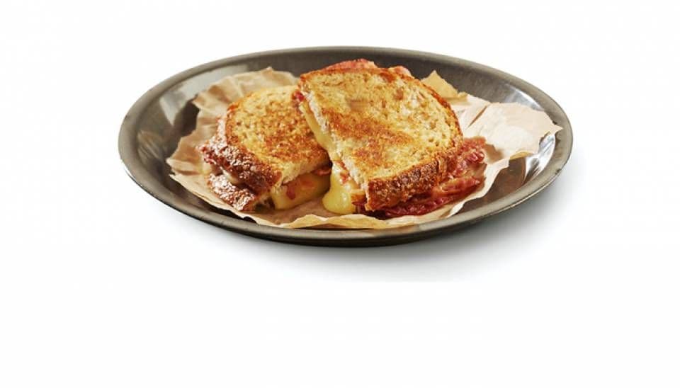 Grilled cheese au bacon & Cheddar