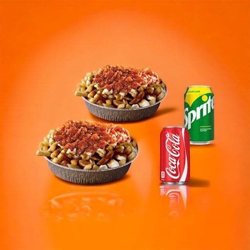 Promotion 2: Inclus 2 grandes poutines (Sauce spaghetti) et 2 breuvages au choix