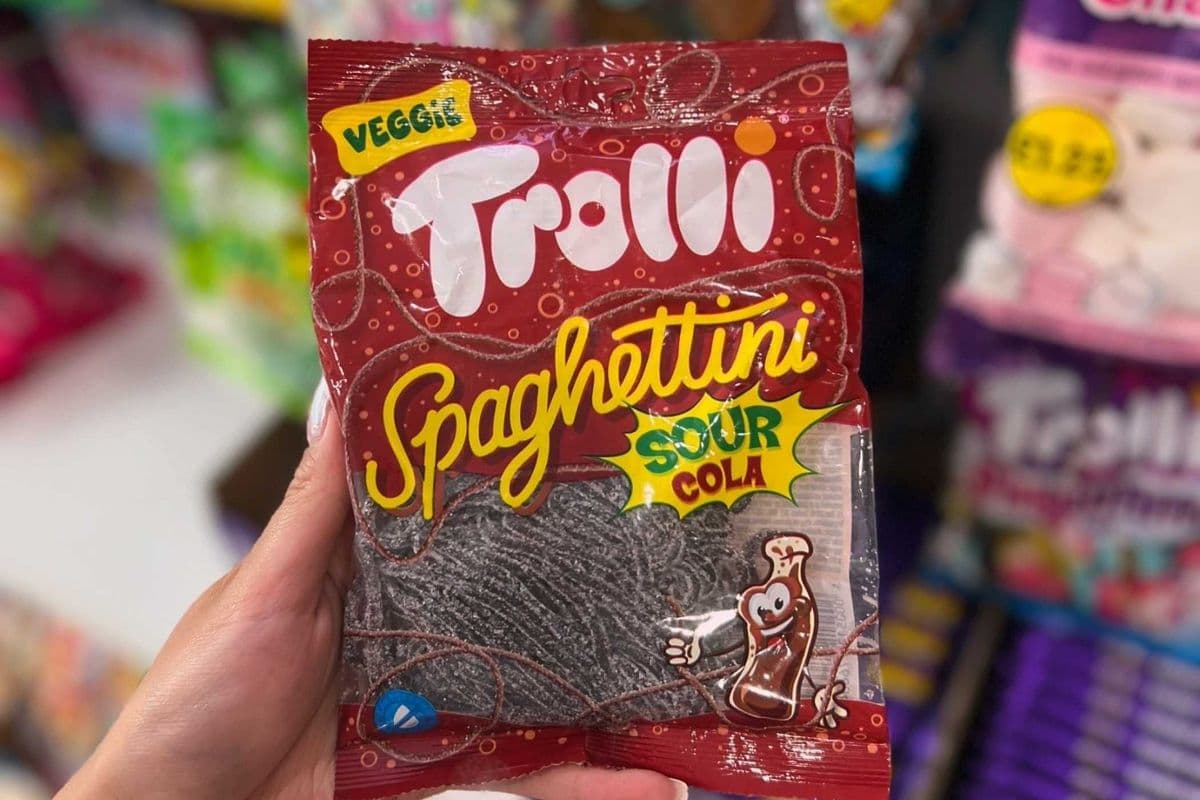 (GERMANY) TROLLI SPAGHETTI SOUR COLA - 100G