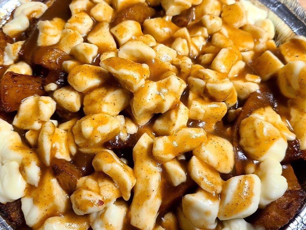 Poutine Reguliere / Regular Poutine