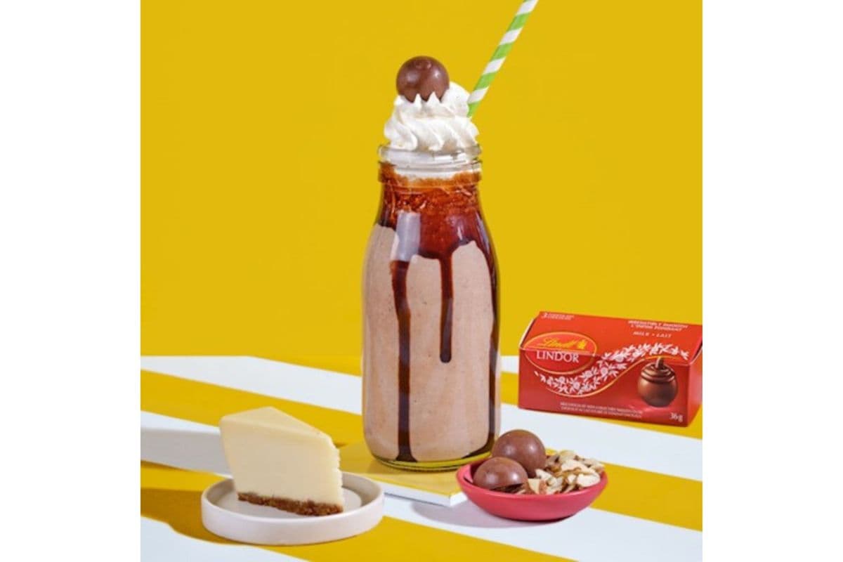 CKS Lindt Almond Cheesecake