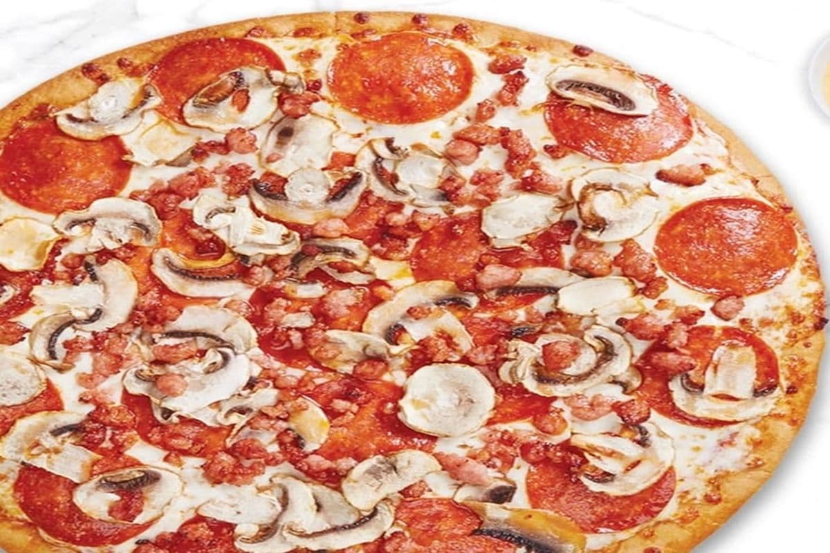 16" Extra-Large Canadian Pizza